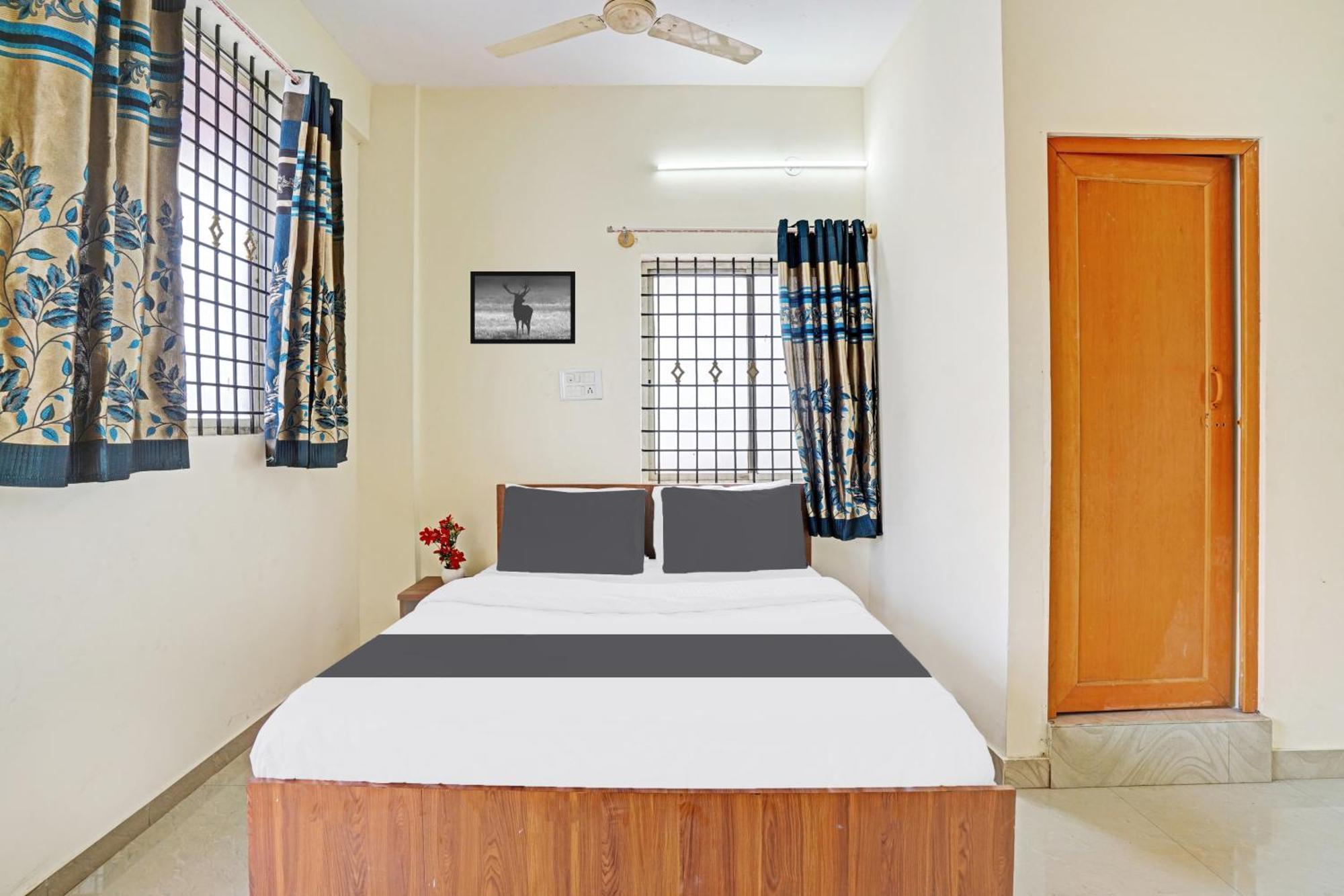 Hotel O Sv Lodge Bangalore Esterno foto